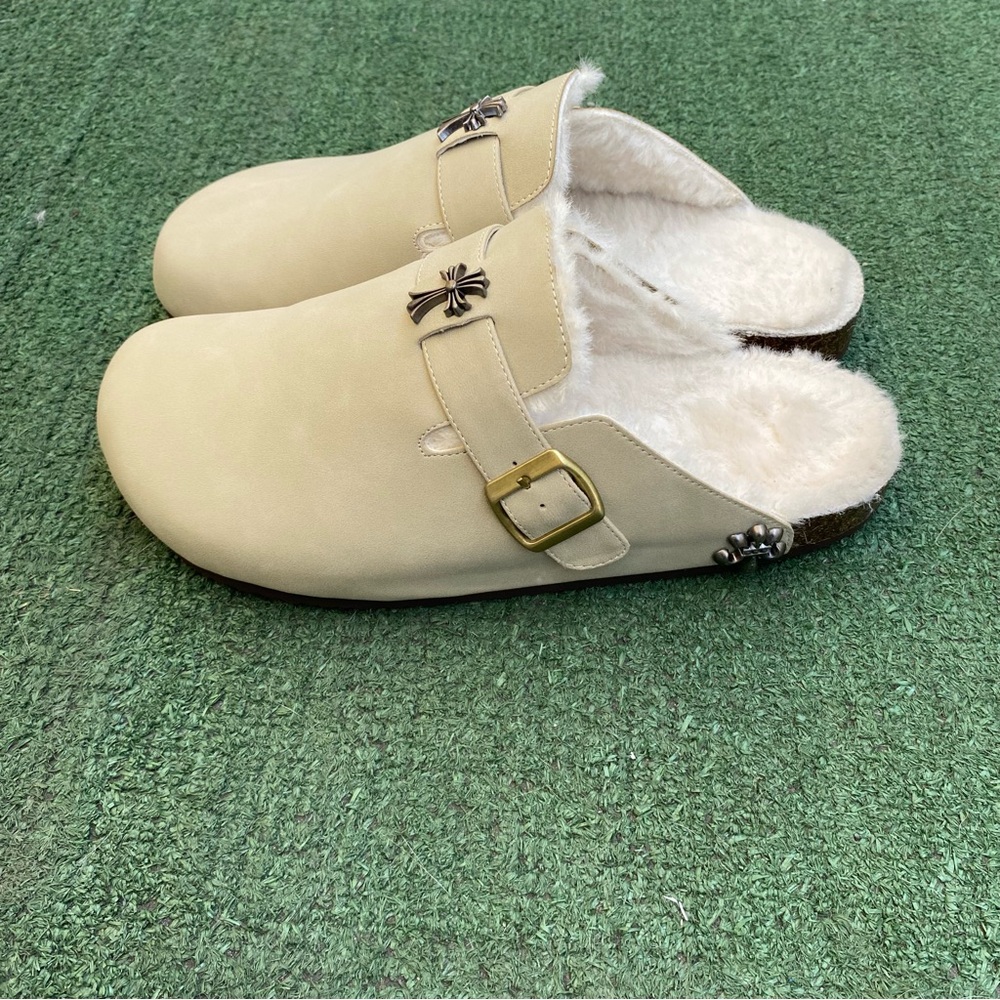 Cream Clogs - Picture 2 of 8